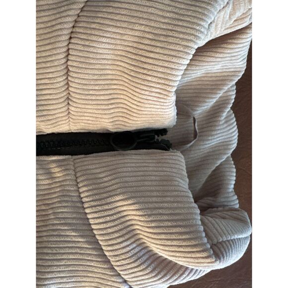 Garage Tan with Black Zipper Cropped Winter Coat Size S - Picture 5 of 9